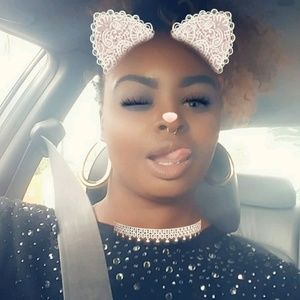 Meet your Posher, Erika